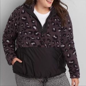 NWT LIVI Active Sherpa Animal Leopard Half Zip Pullover